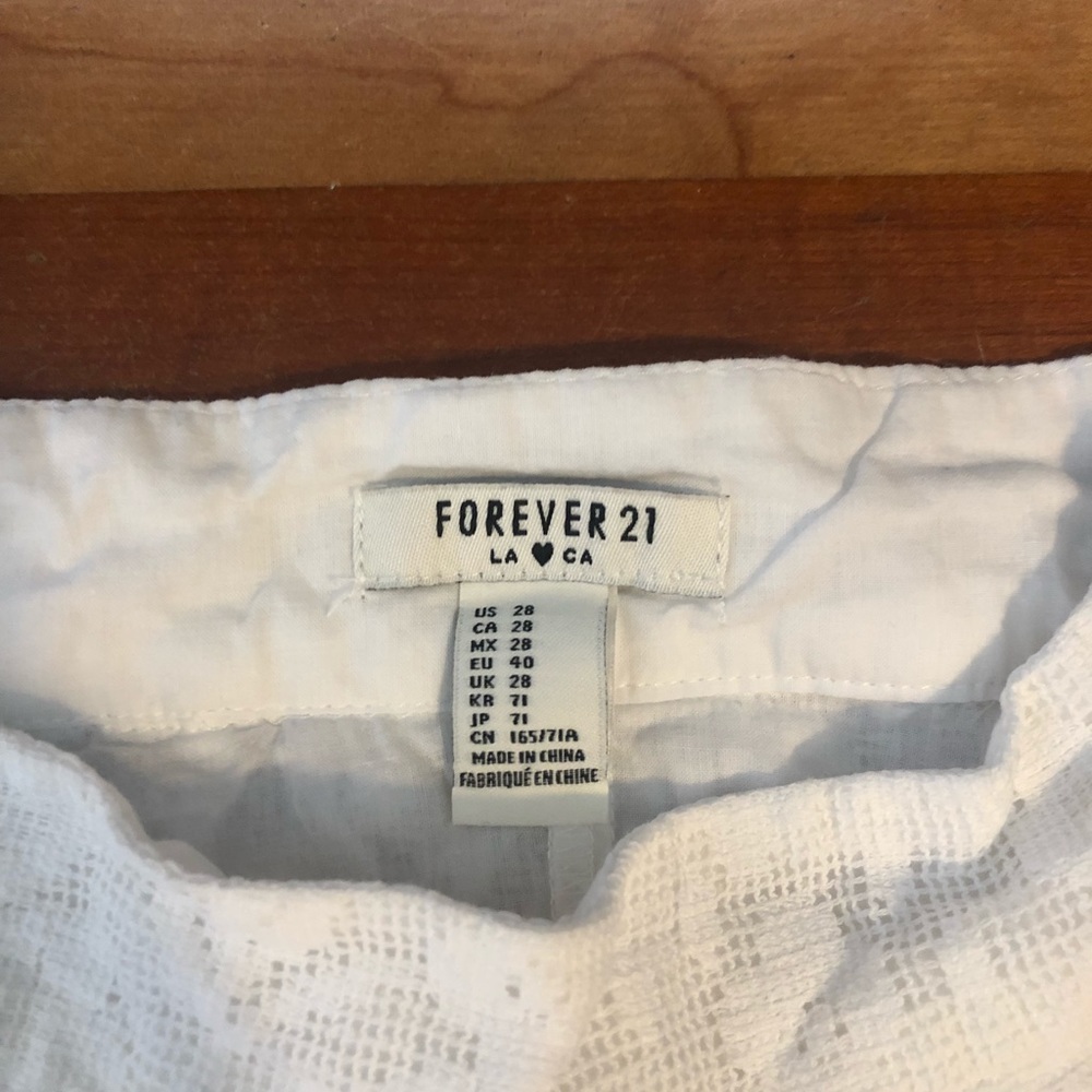 Forever 21 White crochet skirt